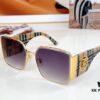 140 BURBERRY Mod: BE6008 Size: 61-17-140 Sunglasses