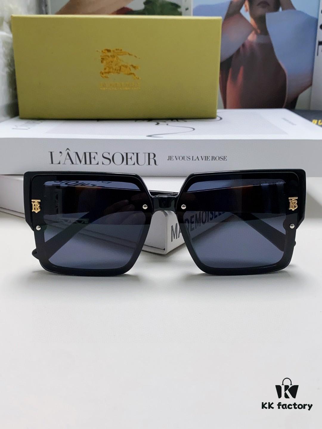 Burberry 2024 New Arrival Women's Sunglasses, Trendy Oversized Frame for Large Faces, Slimming UV-Protective Sunglasses with Premium Aesthetic, Instagram-Worthy Ladies' Eyewear