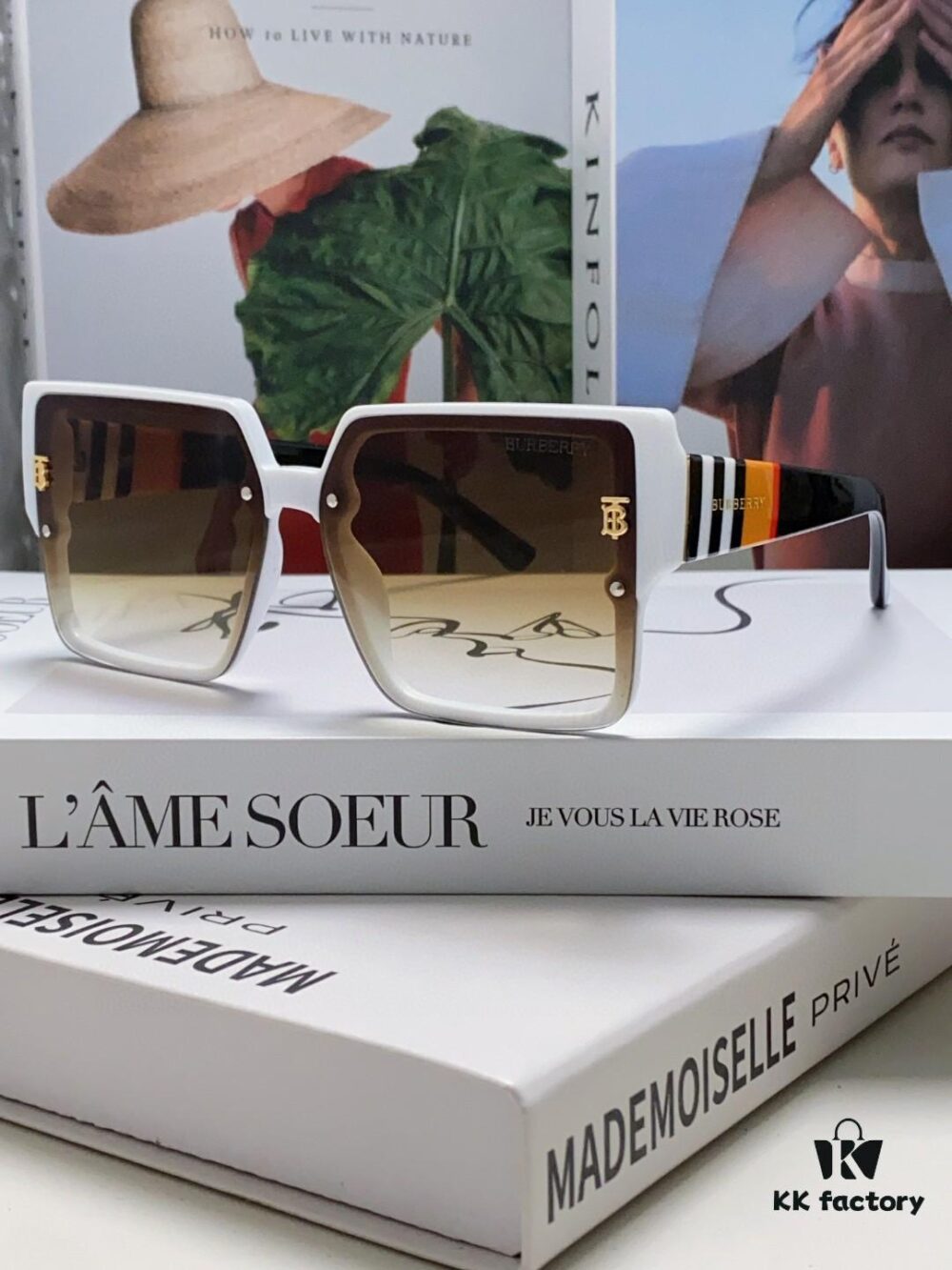 Burberry 2024 New Arrival Sunglasses for Women, Trendy Oversized Frames for Large Faces, Slimming Design, UV-Protective, Stylish and Sophisticated Look, Instagram-Worthy