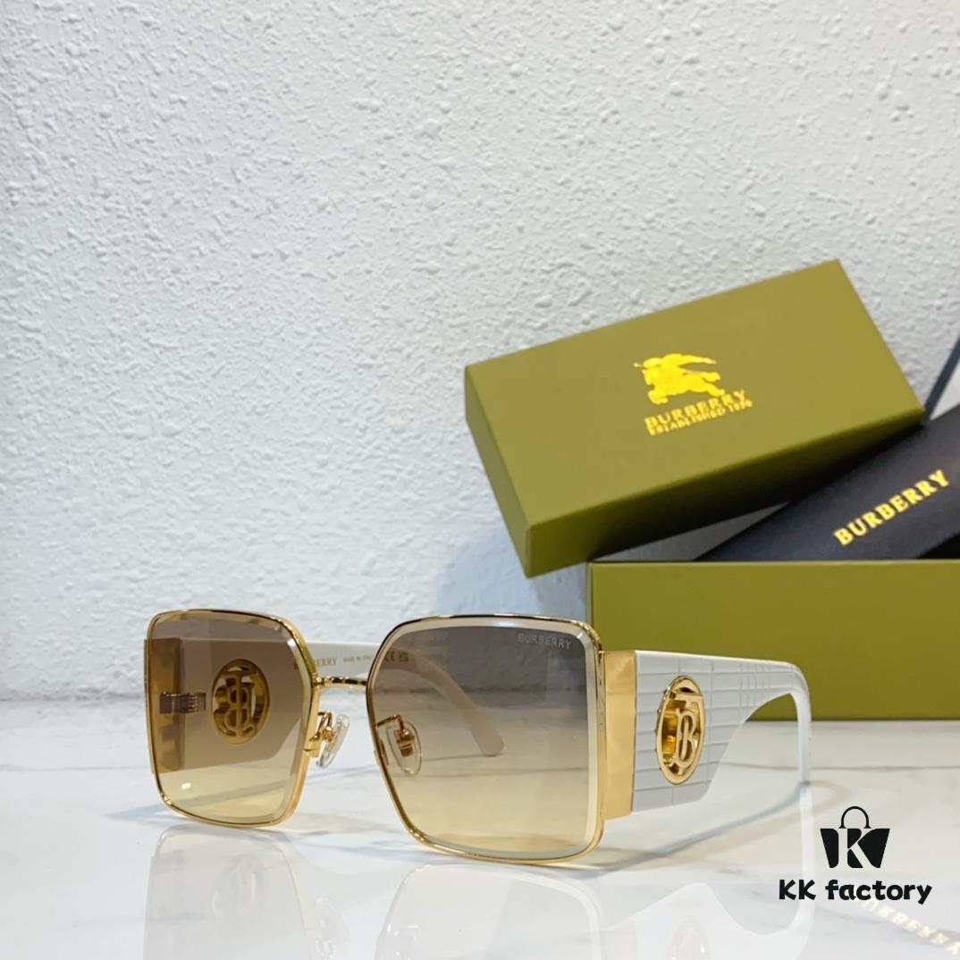 140 BURBERRY BE6008 Sunglasses