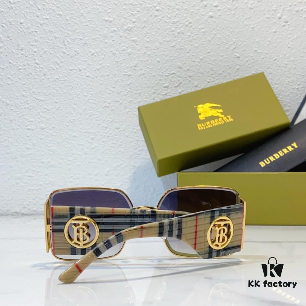 140 BURBERRY BE6008 Sunglasses