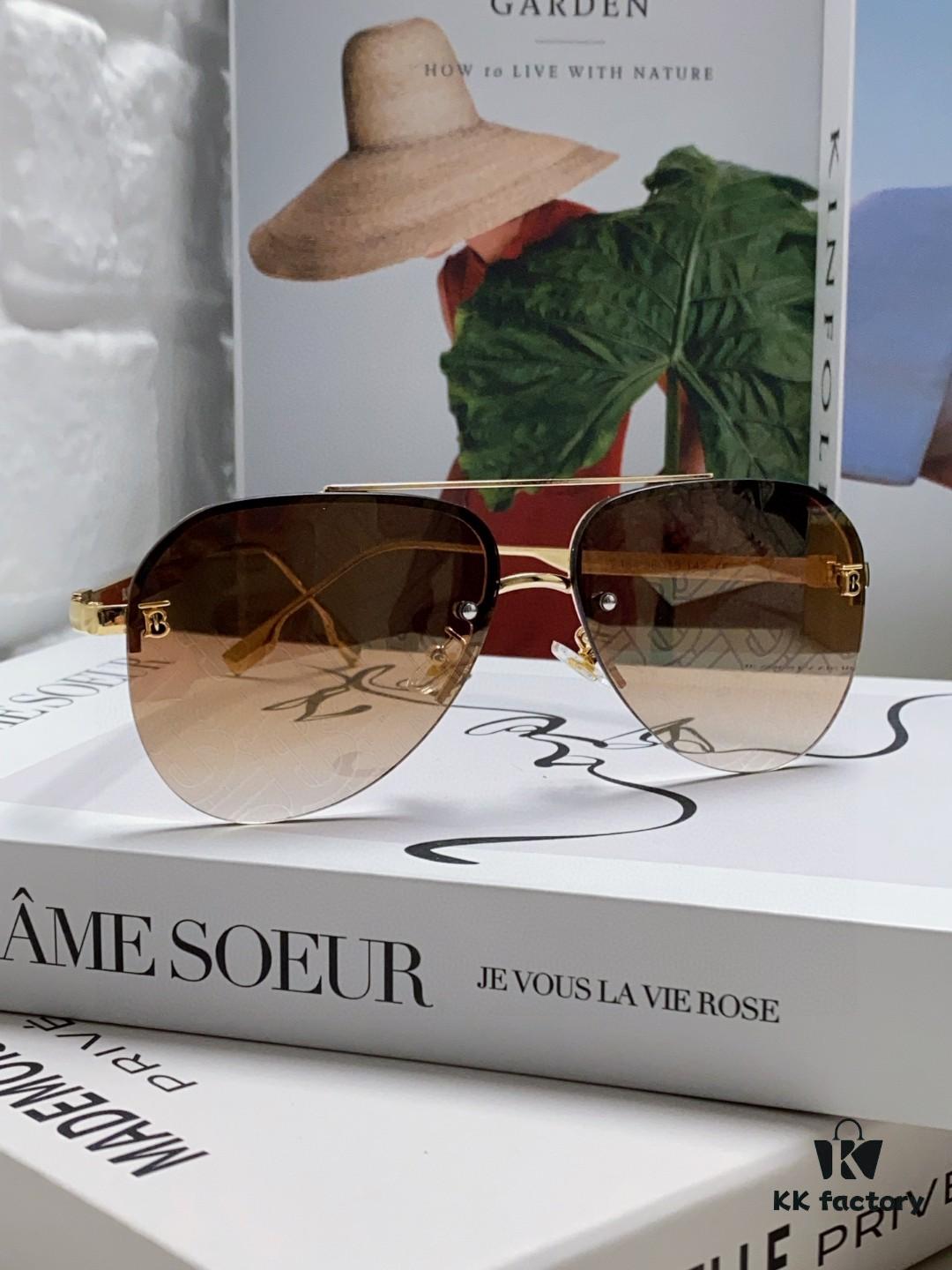 Burberry Round-frame New One-piece Driving Sunglasses, Must-have Style for Travel, Popularized by Multiple Celebrities, Unisex Aviator Sunglasses