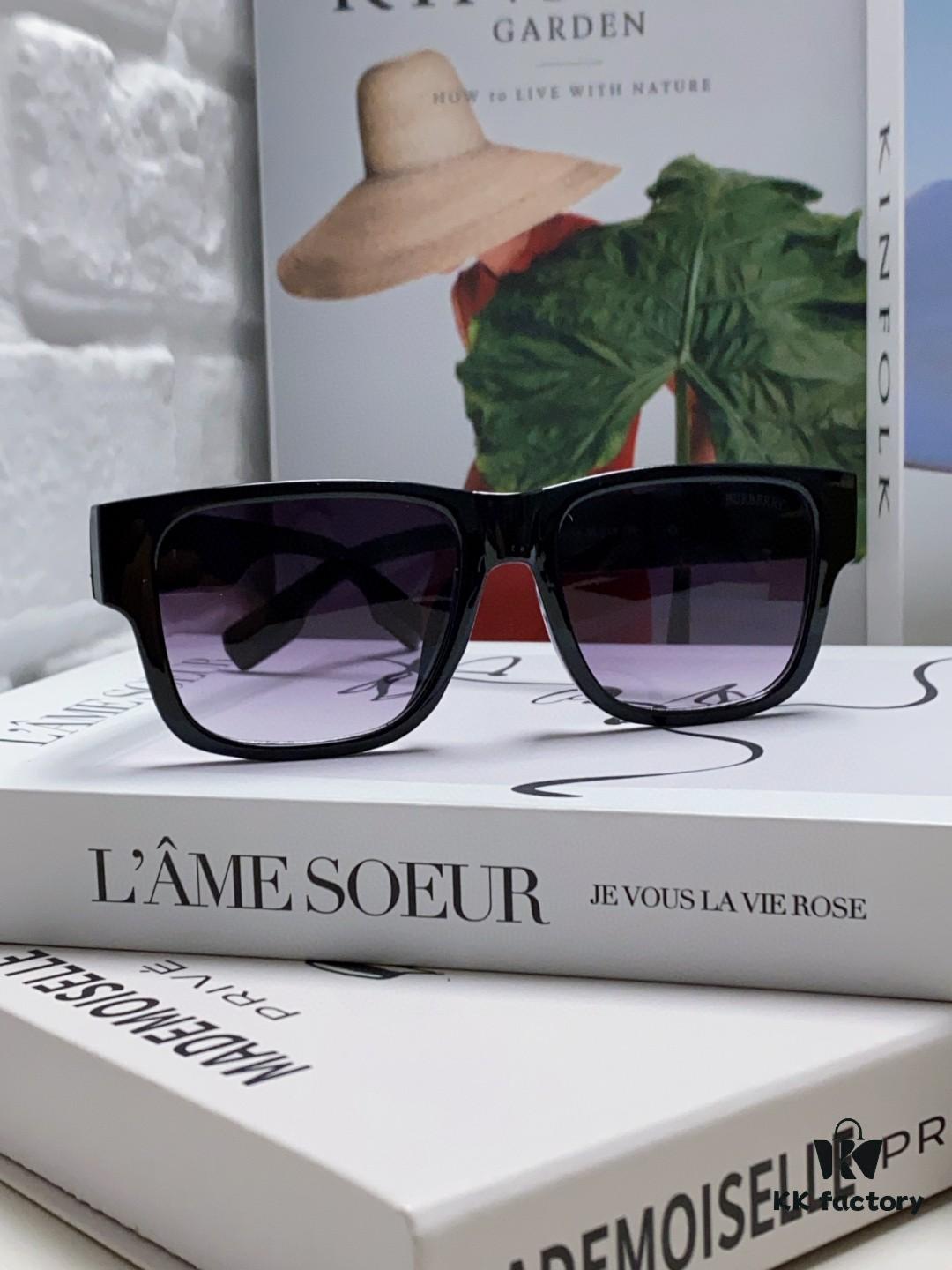 NEW BURBERRY Burberry