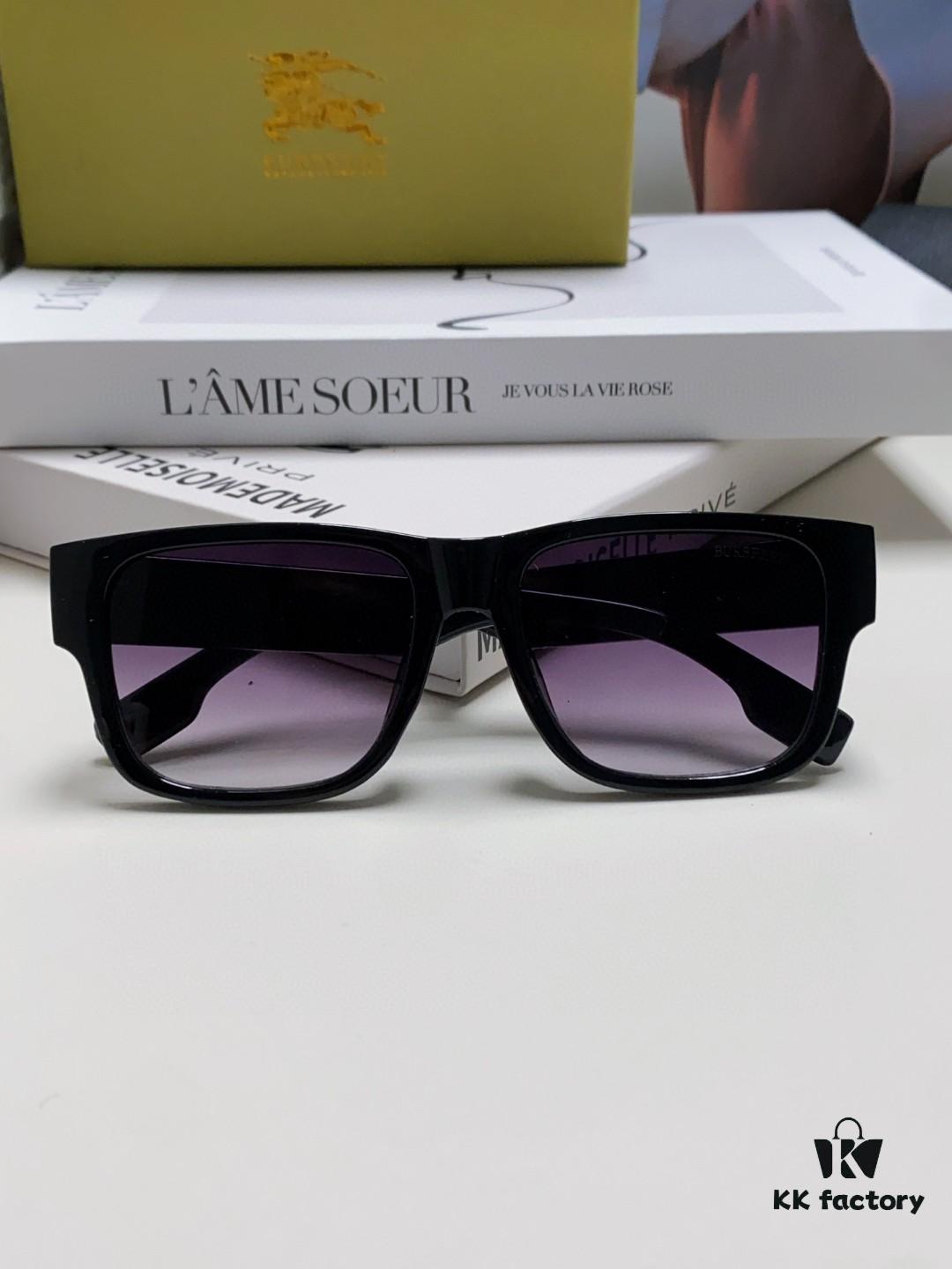 NEW BURBERRY Burberry