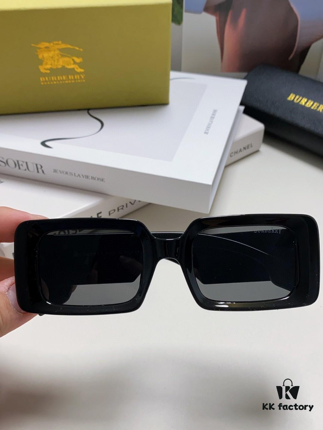 Burberry 2024 New Arrival Vintage Style Avant-Garde Sunglasses Unisex High-Quality Square Frame Fashionable Sun Glasses