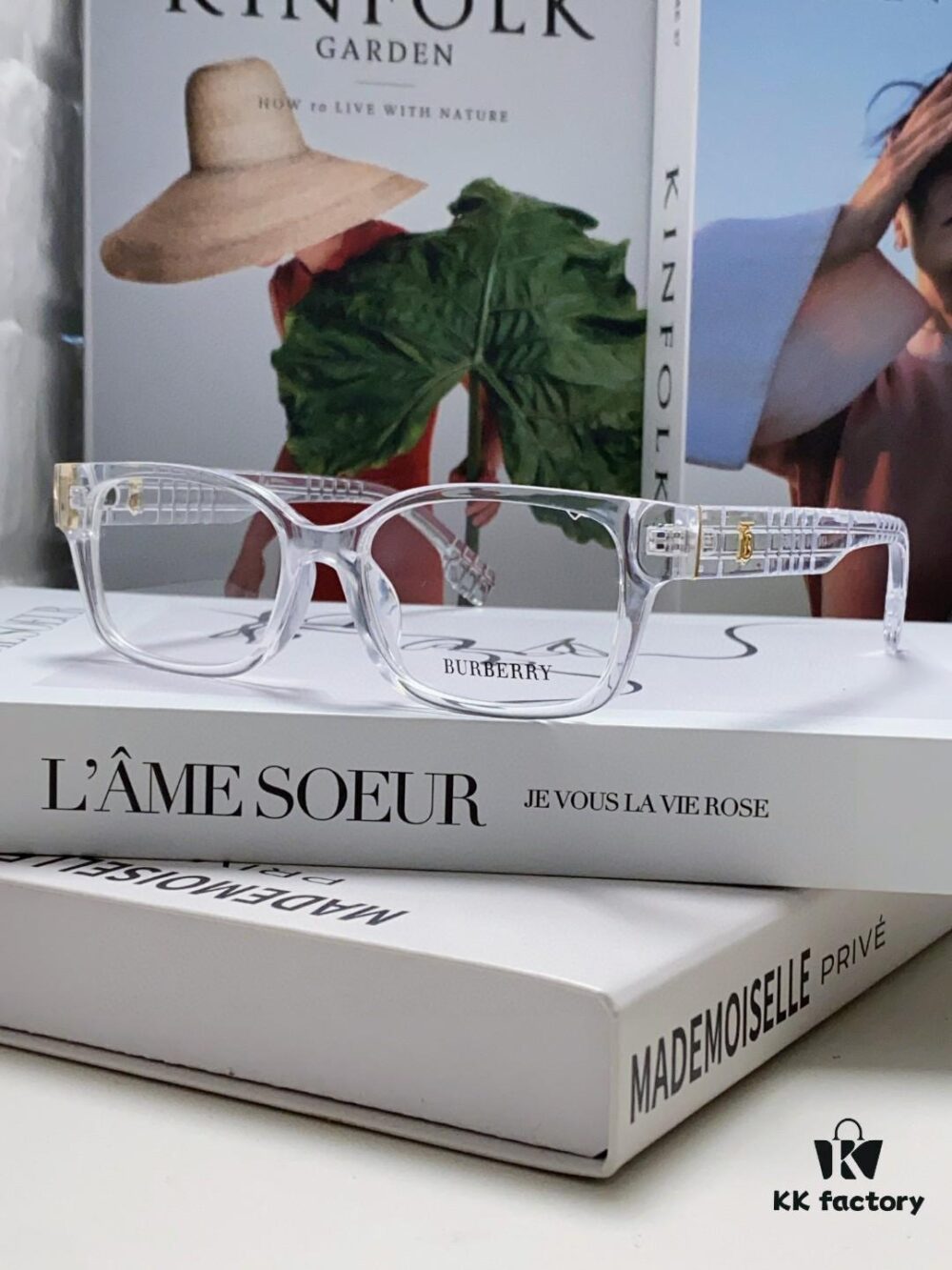 Burberry 2024 New Arrival B Style High-Aesthetic Eyeglass Frame for Women, Large Frame Prescription-Compatible, Blue Light Blocking, Non-Powered Glasses, Slimming Effect Optical Eyewear, Sunglasses