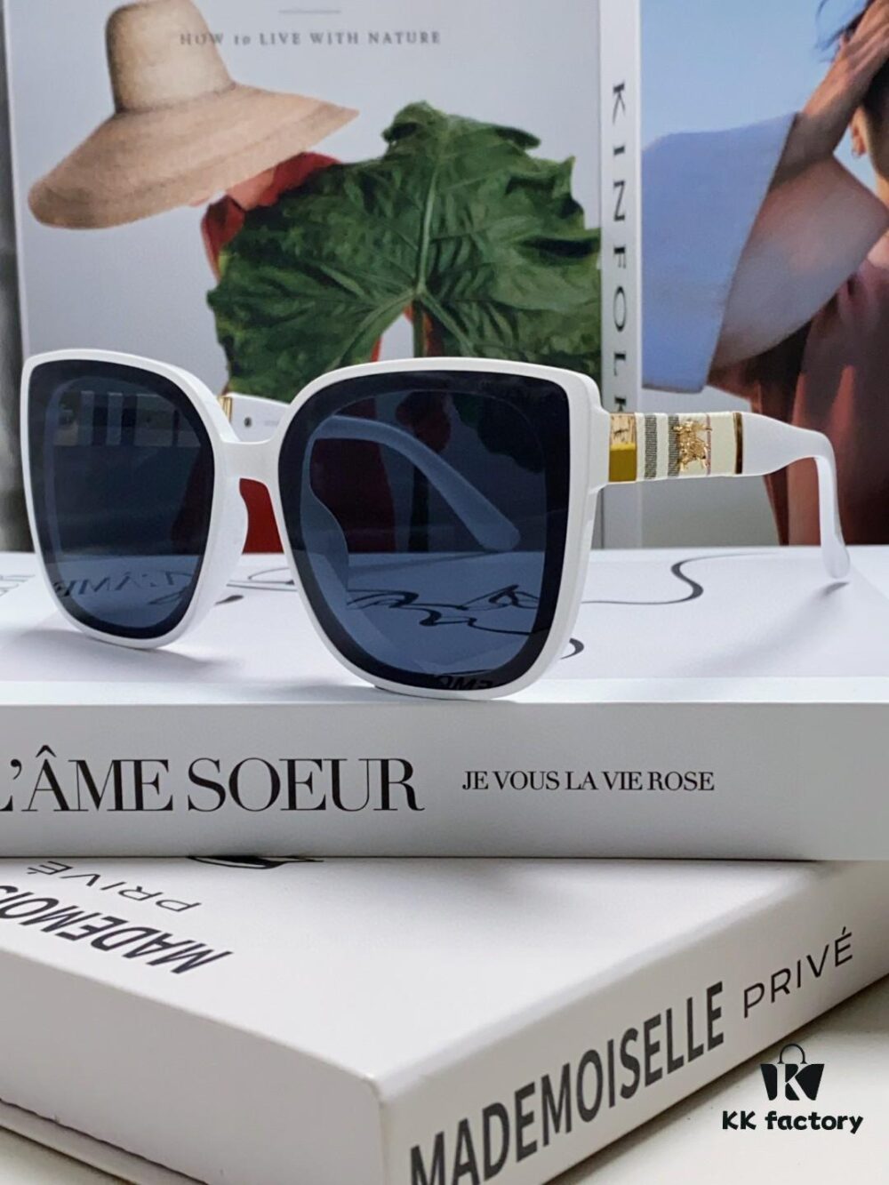 Burberry 2024 New Korean-Style Oversized Wide-Leg Stylish Fast Fashion Nobility Unisex Sunglasses, Slimming Trendy Sun Glasses with Horse Logo and Classic Check Pattern