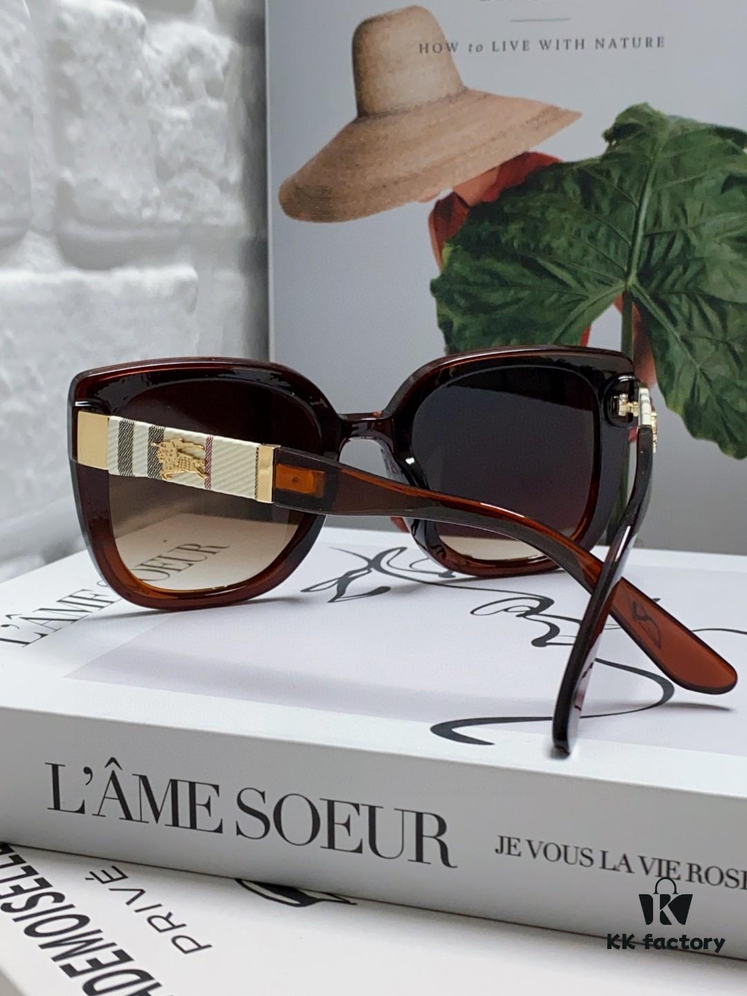 Burberry 2024 New Korean-Style Oversized Wide-Leg Fashionable Fast-Moving Sunglasses Unisex Celebrity-Inspired Slimming Sun Glasses with Horse Logo and Classic Check Pattern