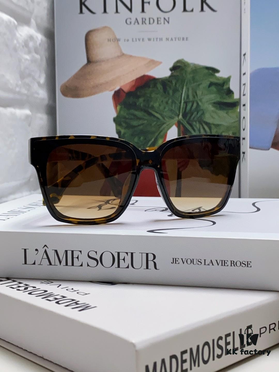 Burberry 2024 New Arrival Sunscreen Sunglasses for Men, UV Protection Polarized Sunglasses with Black Frame, Classic Knight Design, Unisex Fashion Driving Sunglasses