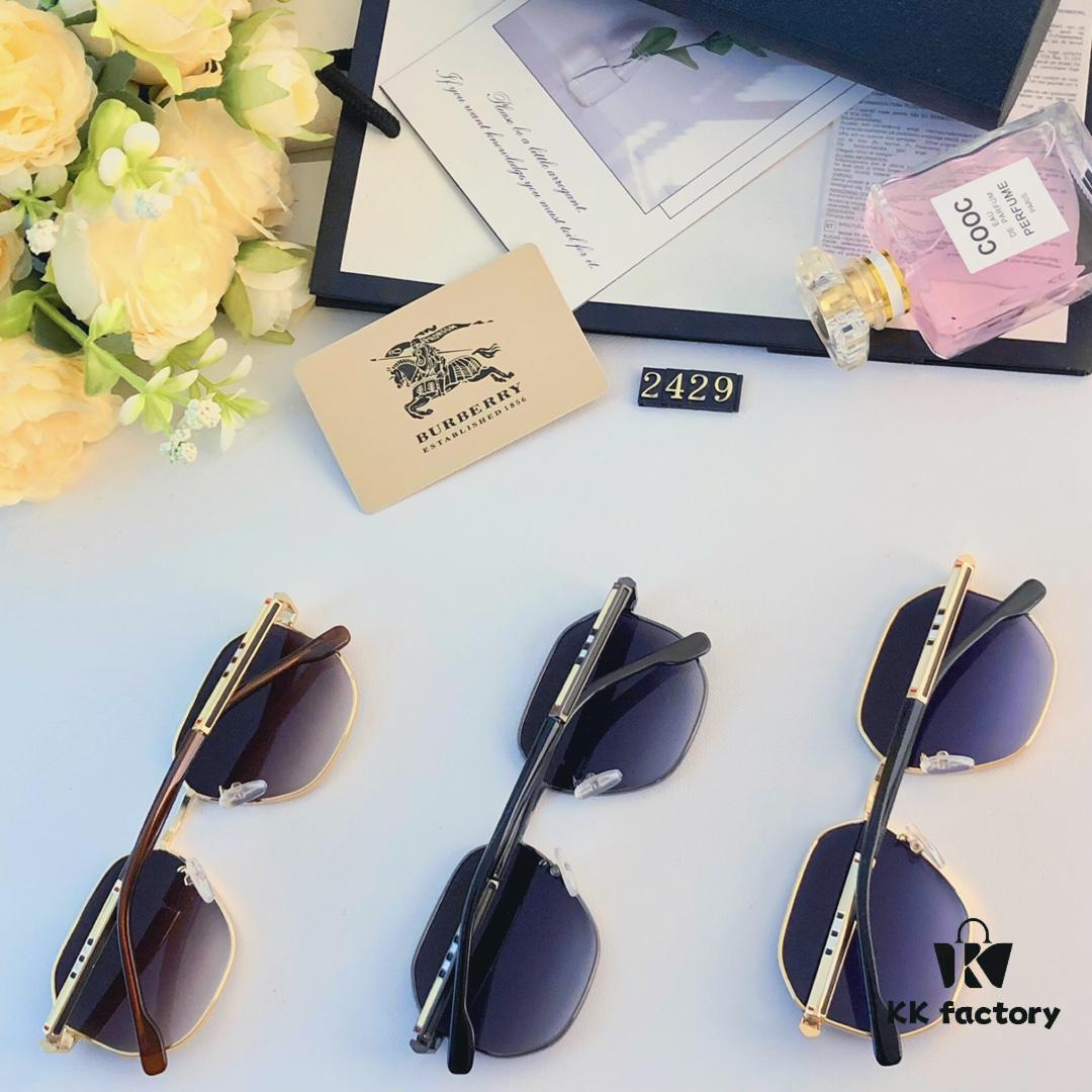 Burberry Metal Frame Sunglasses Unisex Small Frame UV Protection for Summer Beach Travel Driving Stylish High-End Eyewear