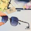 Burberry Metal Frame Sunglasses Unisex Small Frame UV Protection for Summer Beach Travel Driving Stylish High-End Eyewear