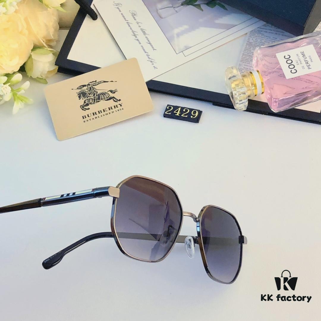 Burberry Metal Frame Sunglasses Unisex Small Frame UV Protection for Summer Beach Travel Driving Stylish High-End Eyewear