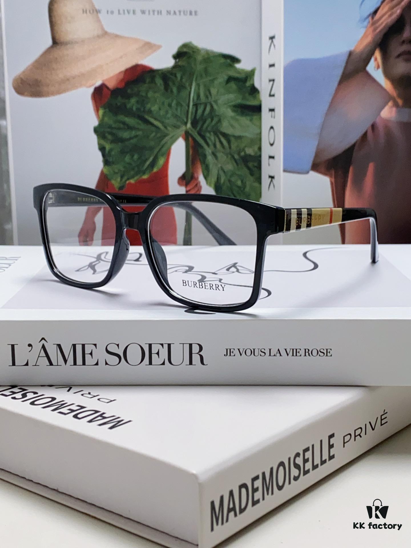 Burberry 2024 New Arrival Eyeglass Frame Korean Style Trendy Oversized Prescription Glasses Lightweight Unisex Optical Frame Suitable for Daily Wear