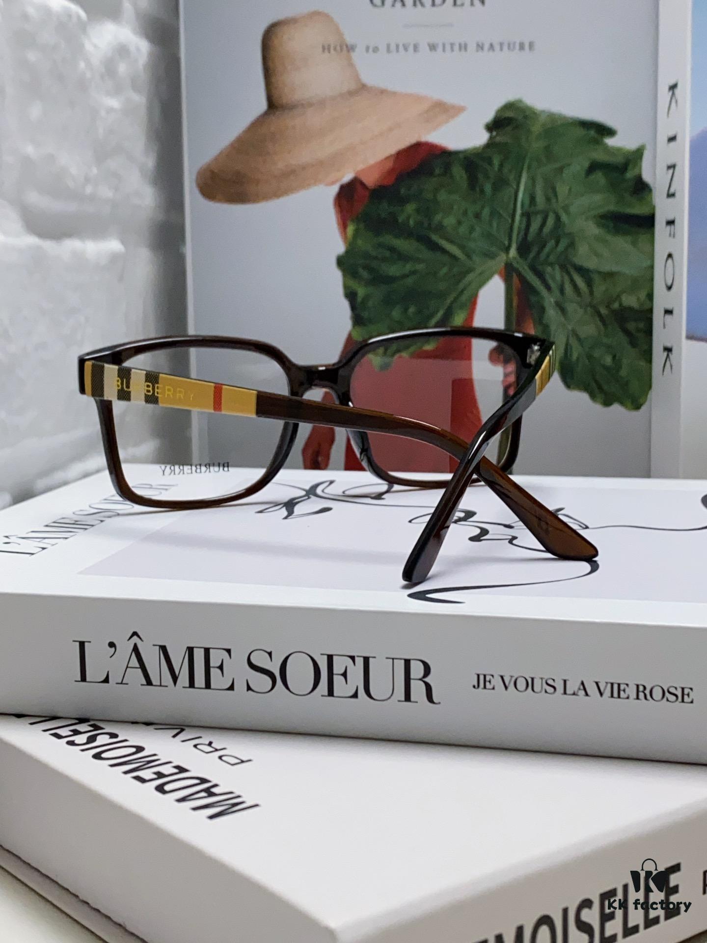 Burberry 2024 New Arrival Eyeglass Frame Korean Style Trendy Oversized Prescription Glasses Lightweight Unisex Optical Frames Suitable for Daily Wear