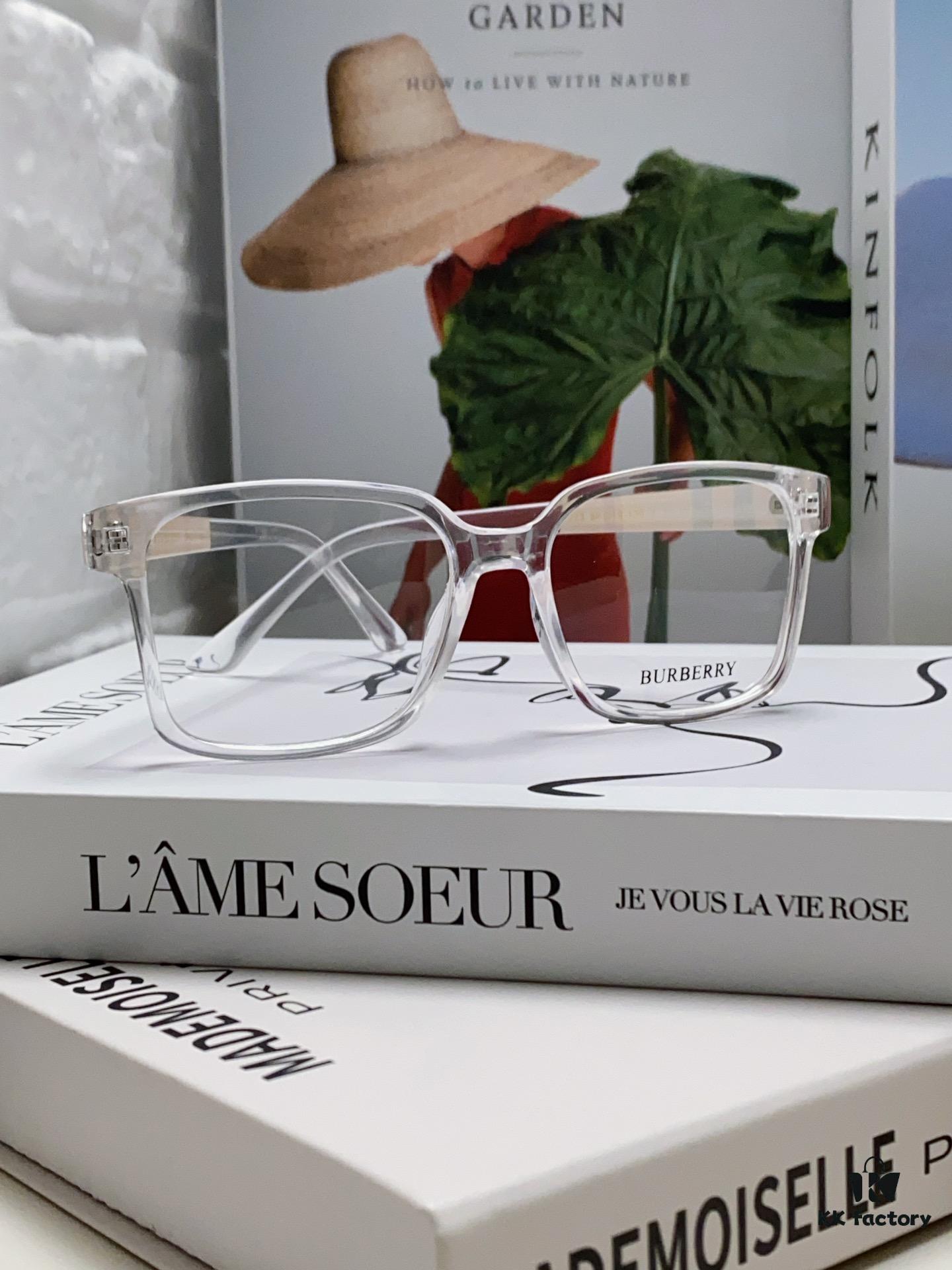 Burberry 2024 New Arrival Eyeglass Frame Korean Style Trendy Oversized Unisex Optical Frame Lightweight Popular Design for Men and Women