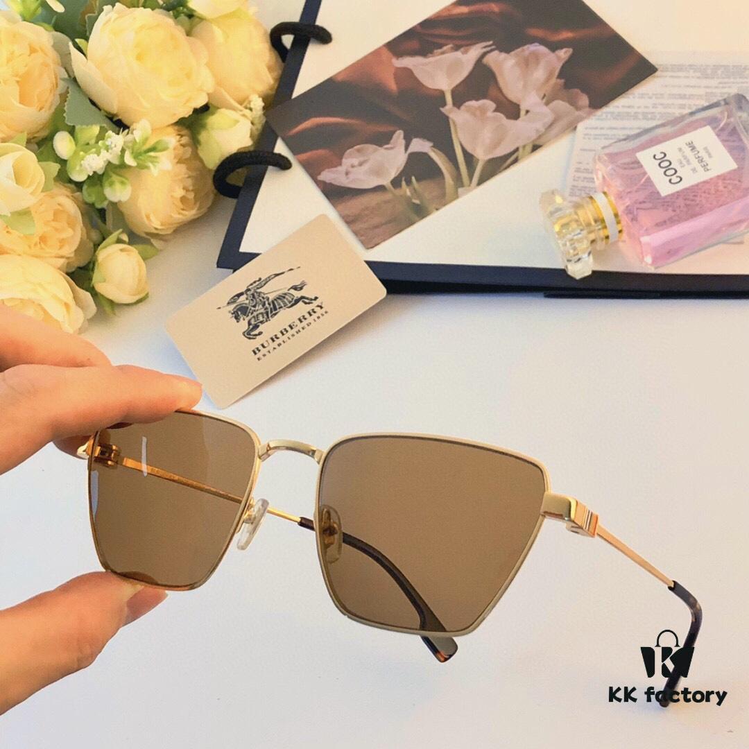 Burberry Women's Sunglasses 2024 New Metal Square Frame Narrow Frame UV400 Tinted Sunglasses, Same Style as Zhang Ziyi