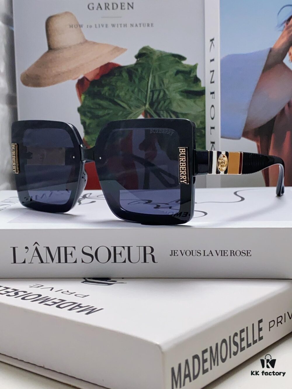 Burberry 2024 New Trendy Sunglasses for Women, Korean Style UV Protection Oversized Glasses, Slimming and Stylish, Influencer Favorite for Driving, Instagram-Worthy Fashion Sunnies