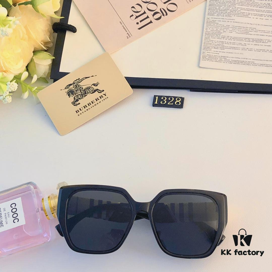 Burberry New 2024 Oversized Square Sunglasses for Women, Korean-style Fashionable Unisex Sun Glasses, Instagram-trending UV Protection Shades