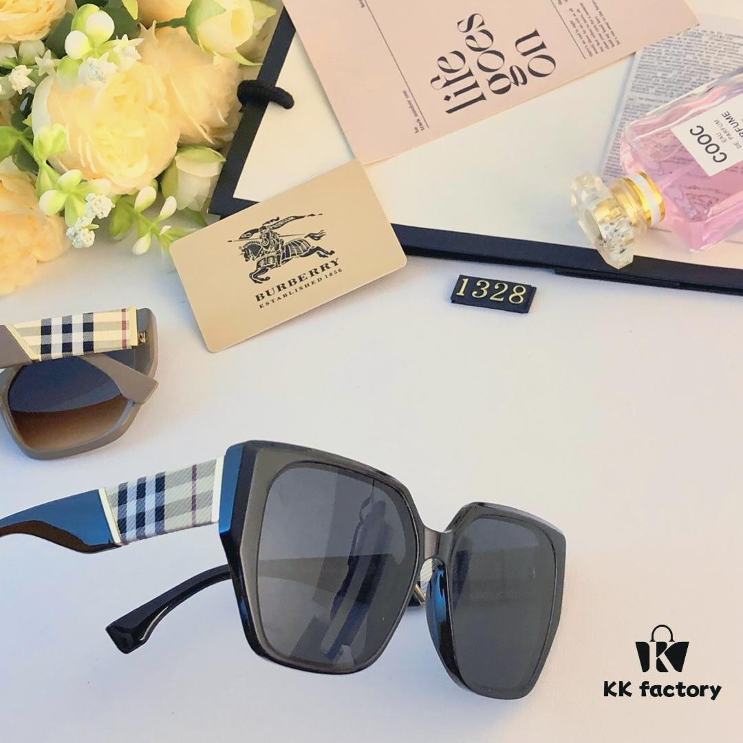 Burberry New 2024 Oversized Square Sunglasses for Women, Korean-style Fashionable Unisex Sun Glasses, Instagram-trending UV Protection Shades