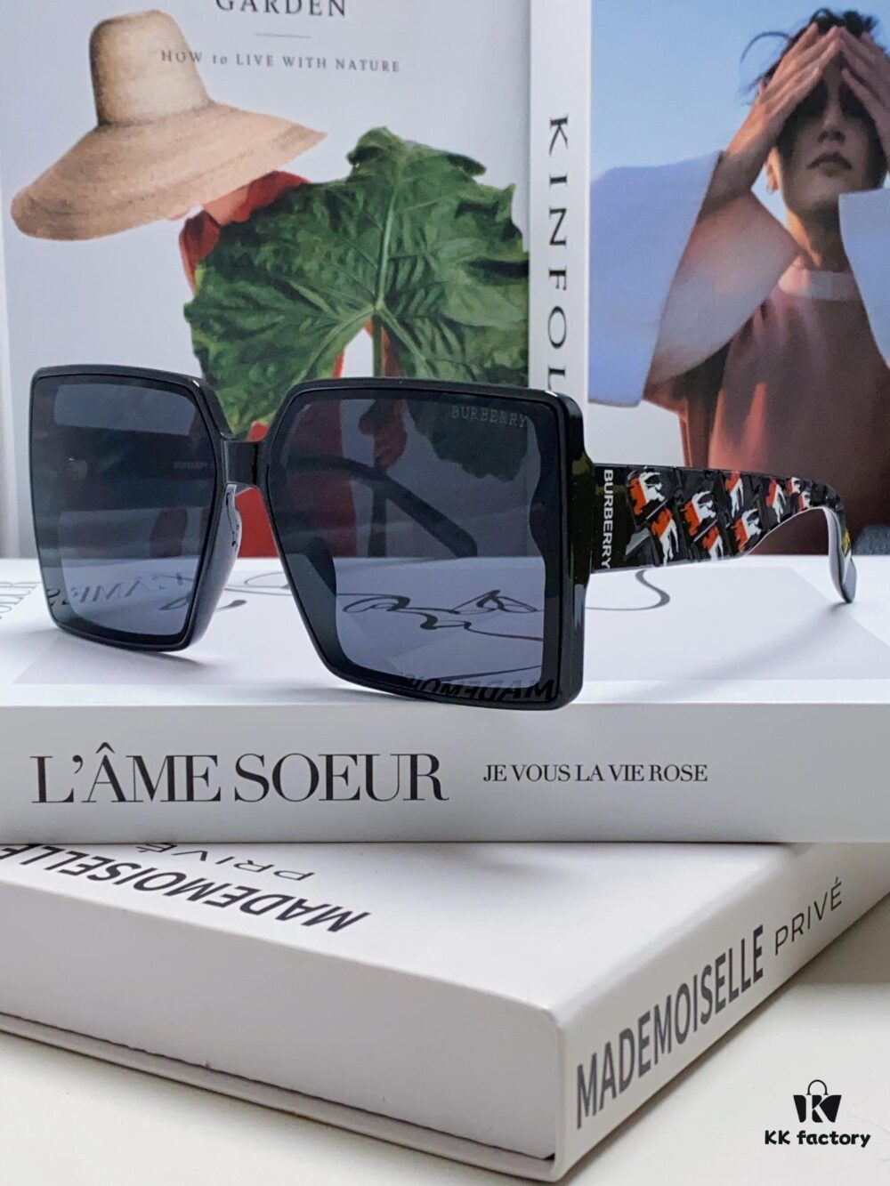 Burberry 2024 New Arrival Polarized Sunglasses for Women, Oversized Frame Flattering Face Shape, Sun Protection Shades Suitable for Round Faces, Driving Glasses