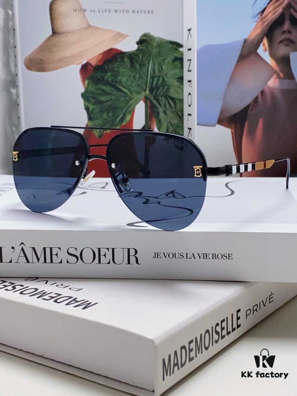 Burberry Round Frame 🎶 New One-Piece Driving Sunglasses, Must-Have Style for Men and Women, Celebrity-Favorite Aviator Sun Glasses