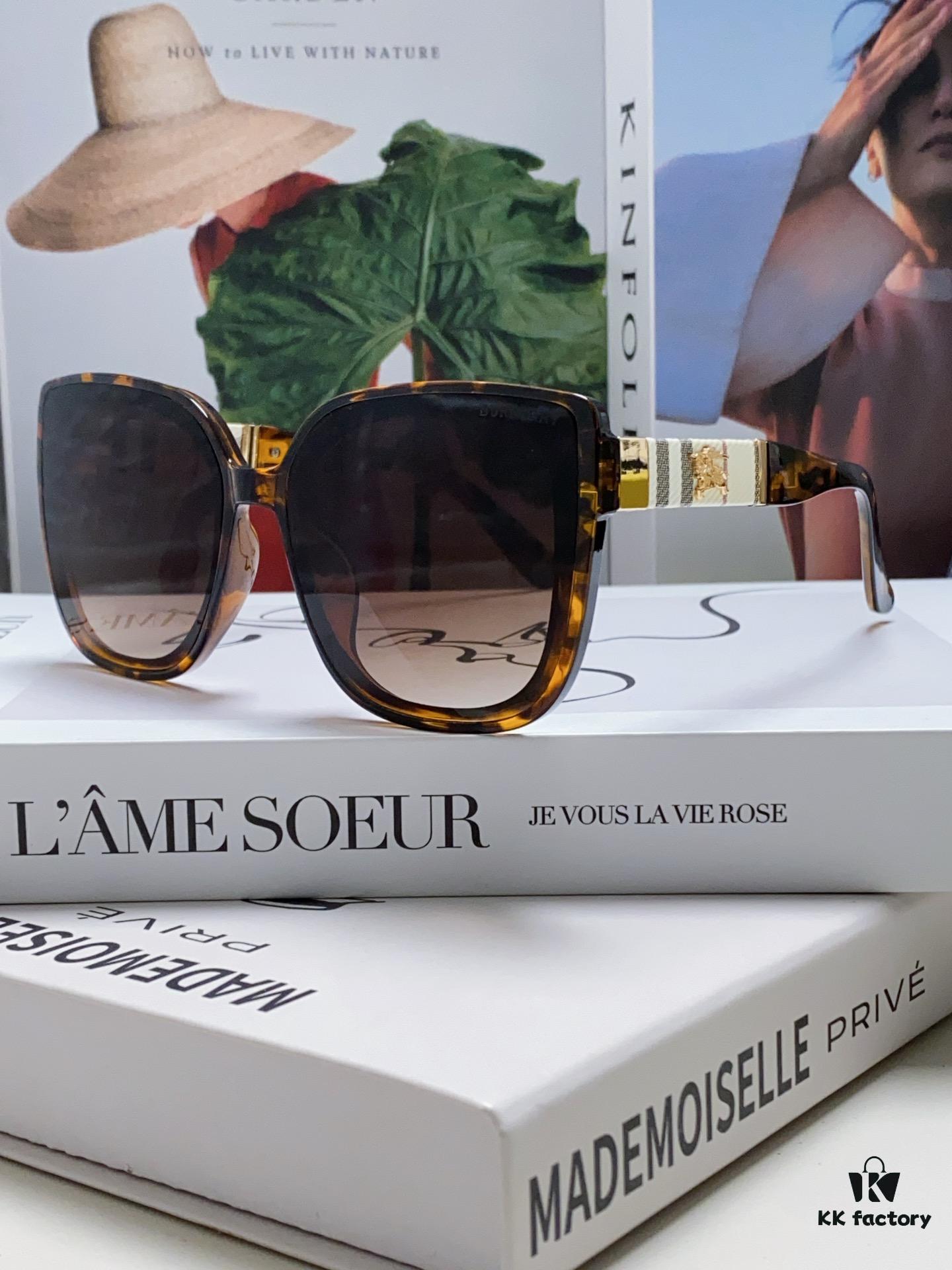 Burberry 2024 New Korean-Style Oversized Wide-Leg Fashionable Fast-Moving Sunglasses Unisex Celebrity-Inspired Slimming Sun Glasses with Horse Logo and Classic Check Pattern