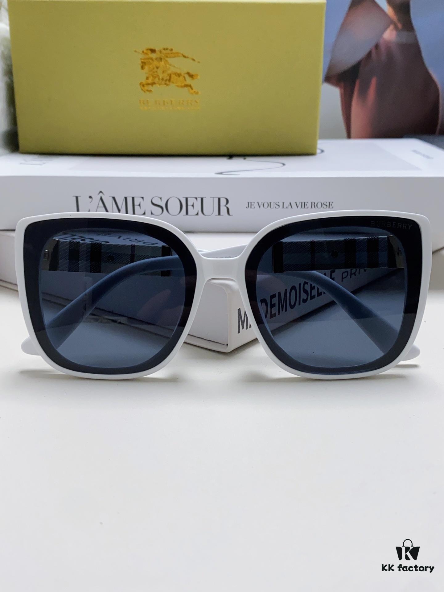 Burberry 2024 New Korean-Style Oversized Wide-Leg Designer Sunglasses Unisex Celebrity-Inspired Slimming Sun Glasses with Horse Logo and Classic Plaid Pattern