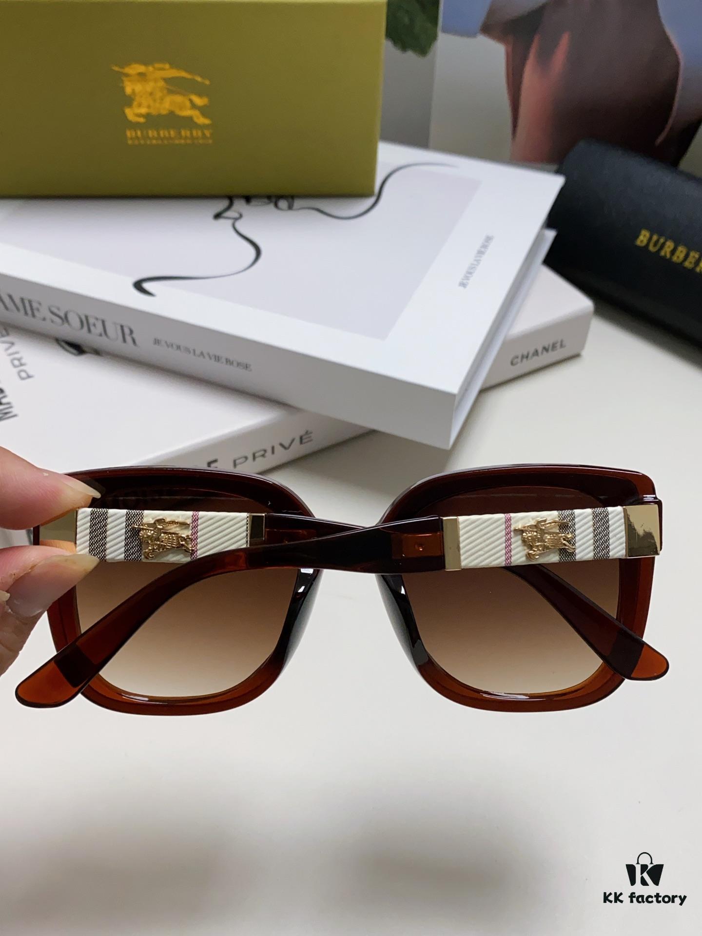Burberry 2024 New Korean-Style Oversized Wide-Leg Stylish Fast-Fashion Sunglasses Unisex Celebrity-Inspired Slimming Sun Glasses with Horse Logo and Classic Check Pattern