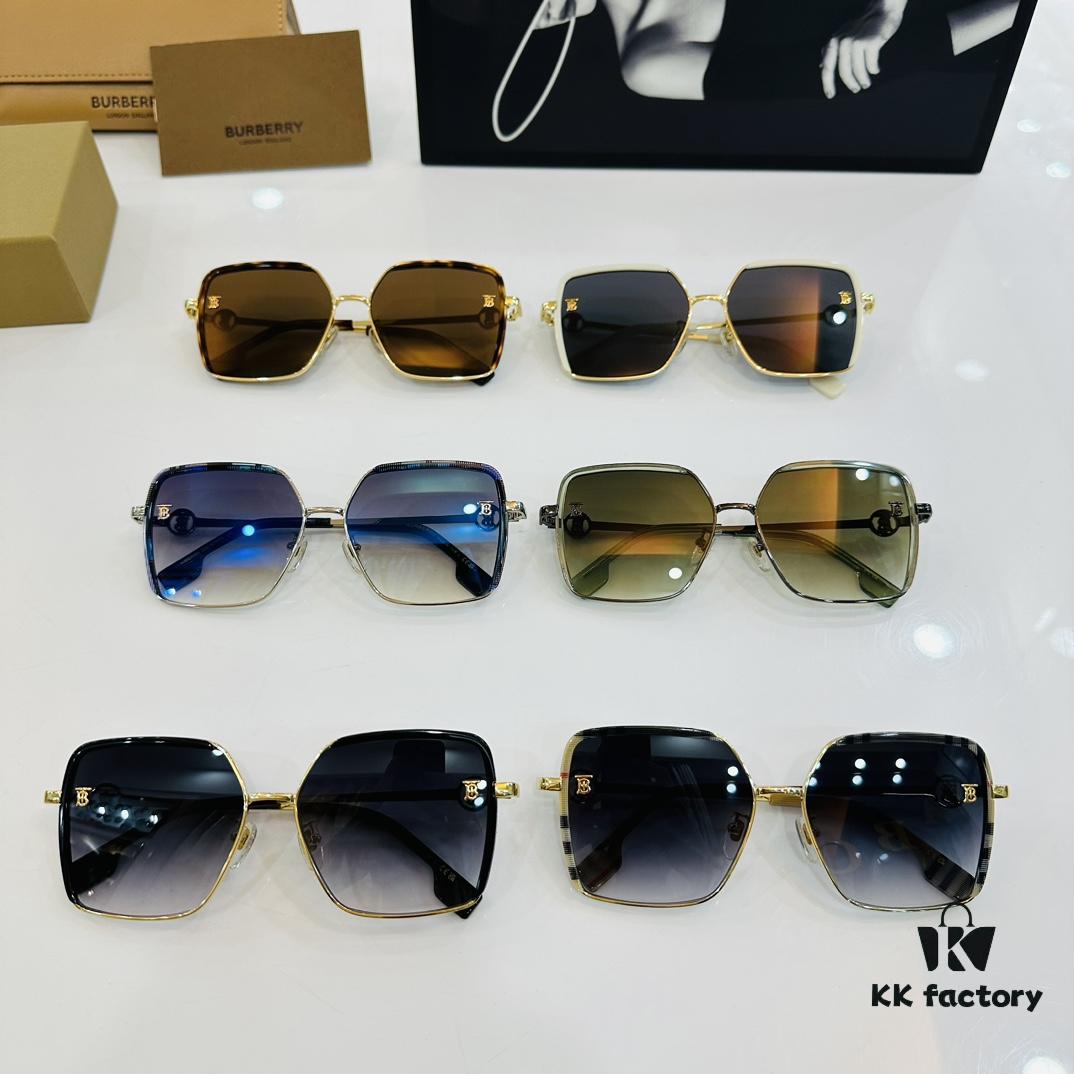 Trendy Burberry BE3128 Model – A Must-Have Accessory! Authentic TB Logo Design, Effortlessly Stylish. Size: 57□15-145