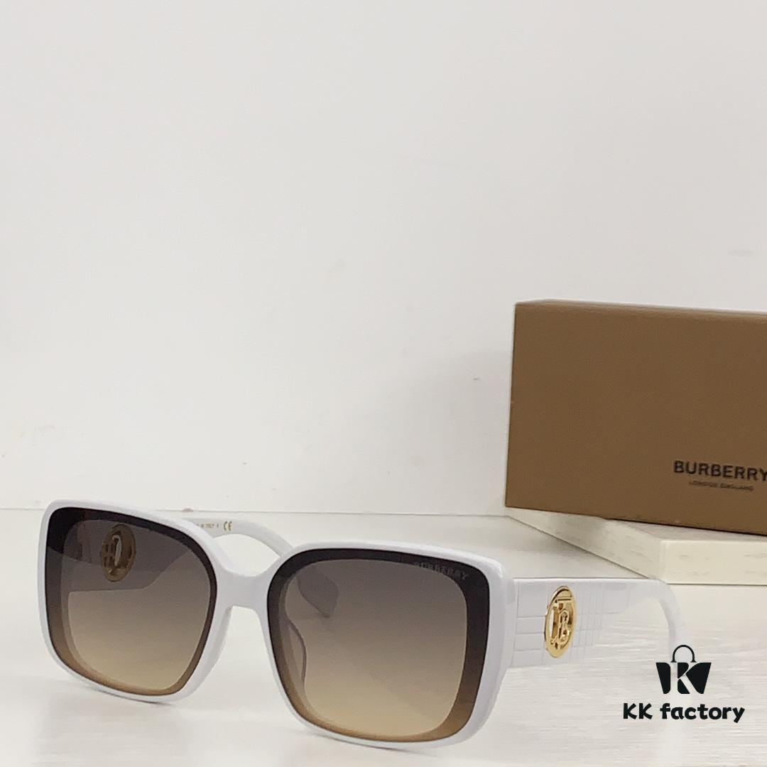 140 BURBERRY B6001 Sunglasses