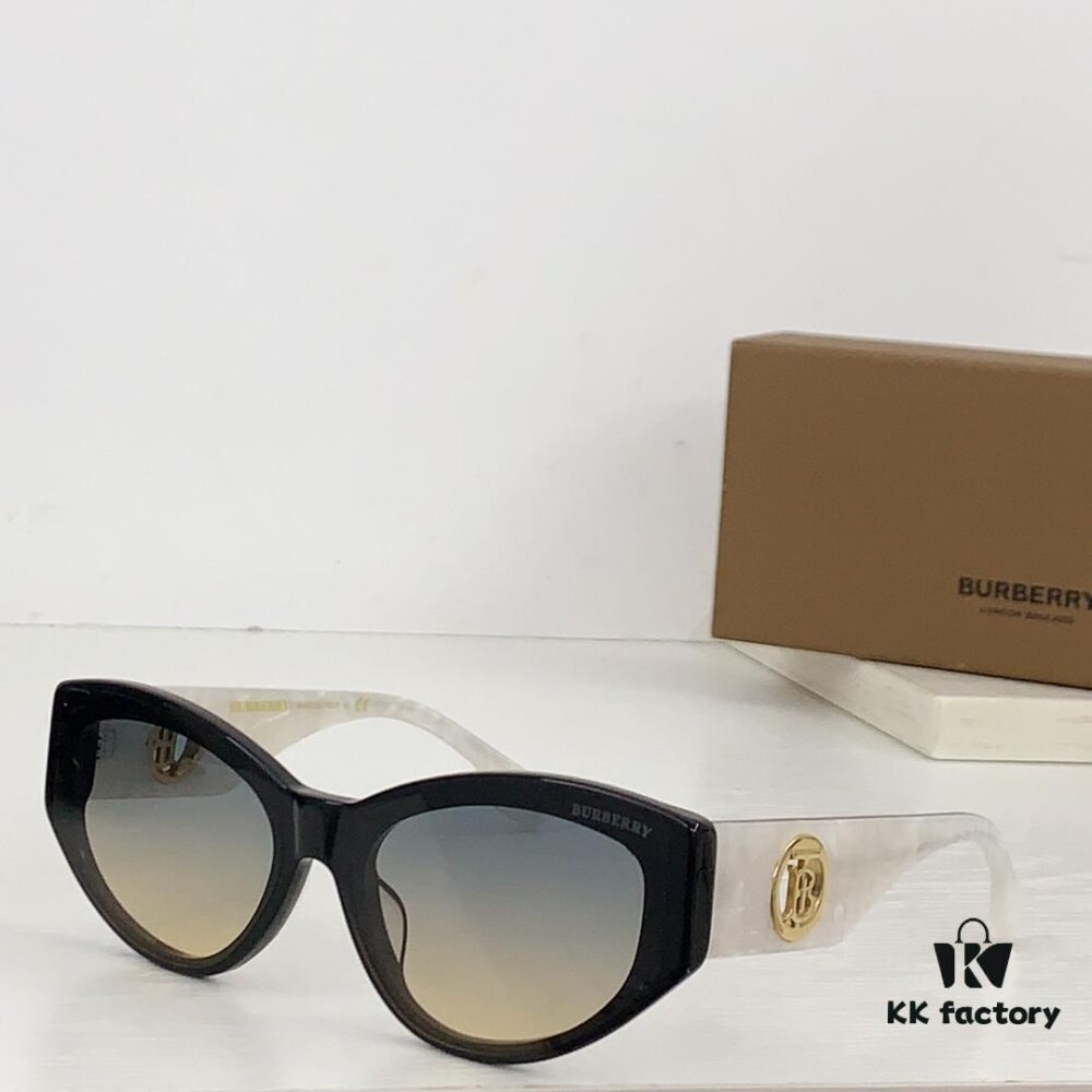 BURBERRY B6002 Sunglasses