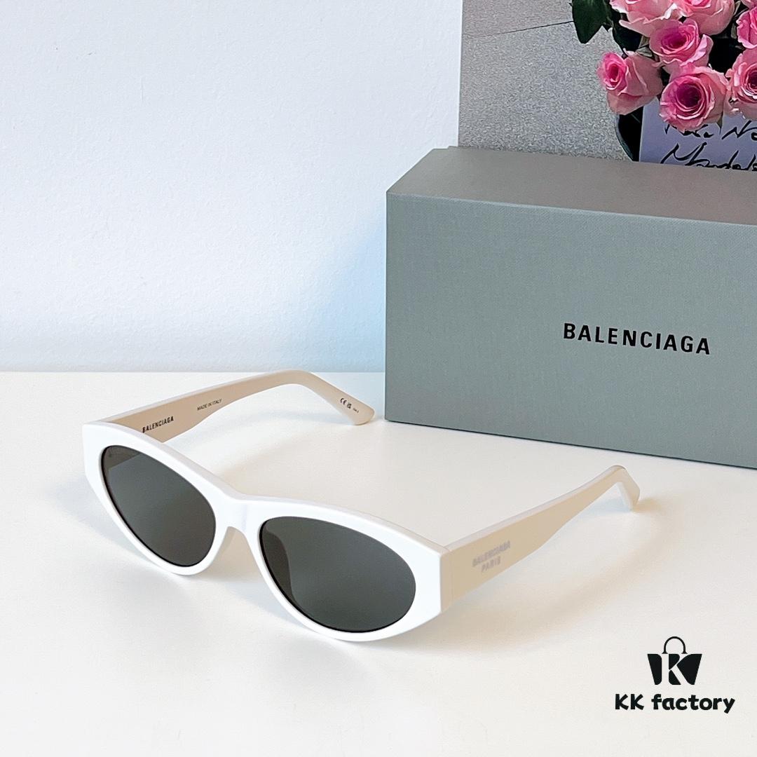BALENCIAGA Sunglasses Model BB0367 Size 60-17-145