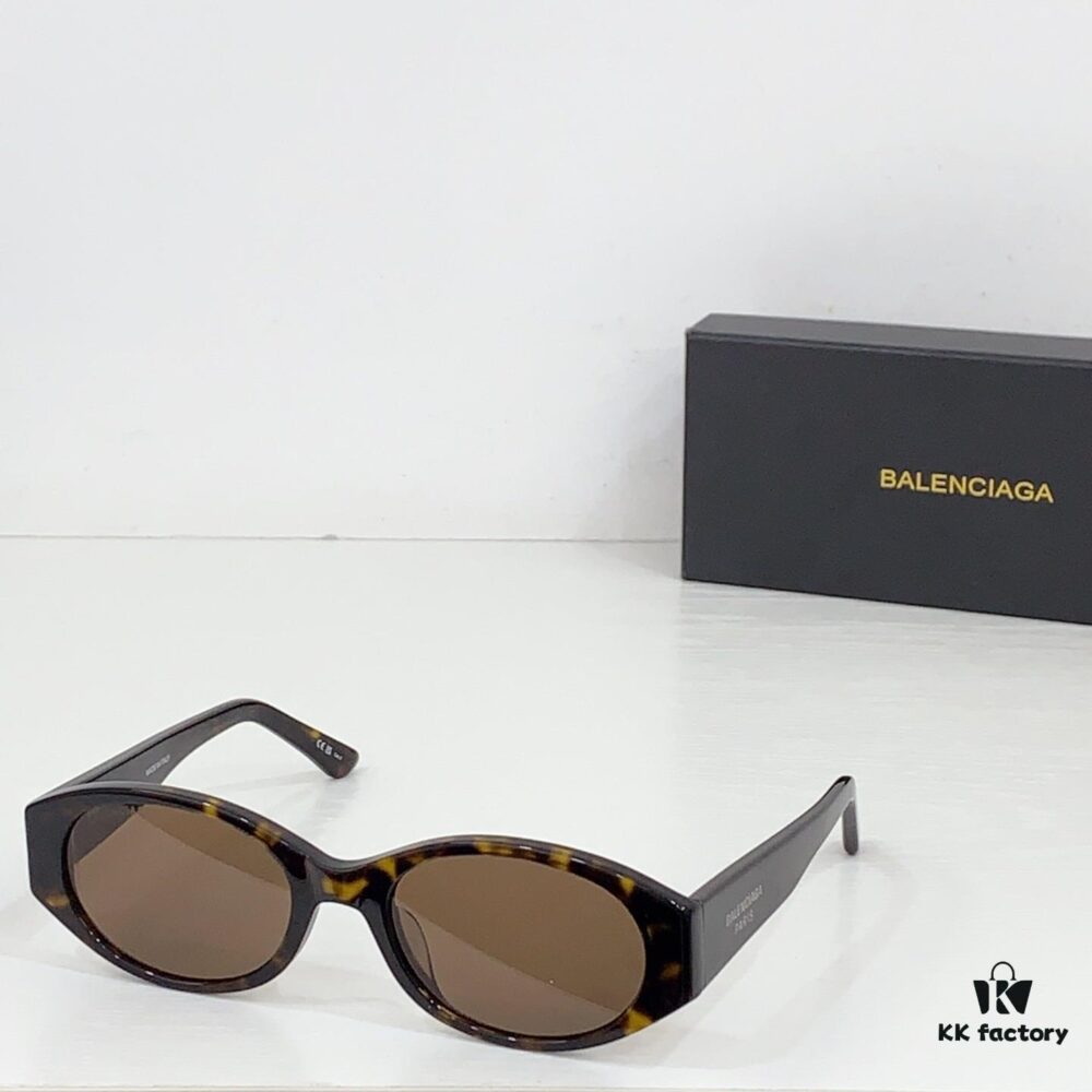 135 BALENCIAGA MOD: BB0369 SIZE: 55□20-145 Sunglasses