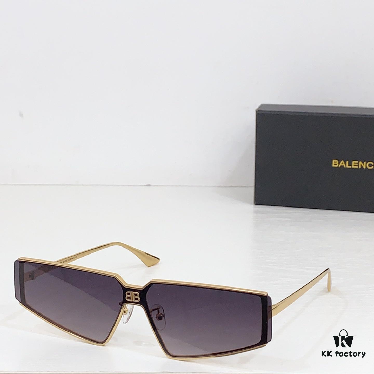 135 BALENCIAGA MOD: BB0192S Size: 62-13 145 Sunglasses
