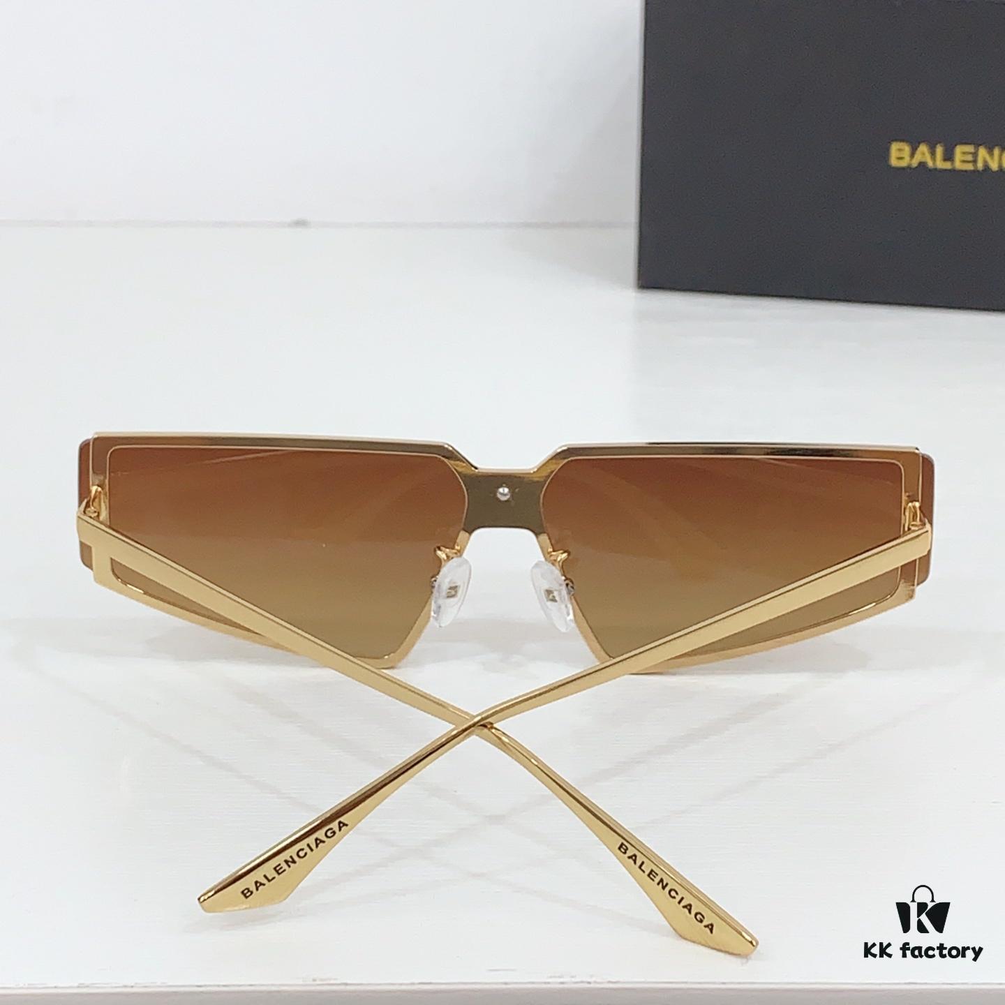 135 BALENCIAGA MOD: BB0192S Size: 62-13 145 Sunglasses