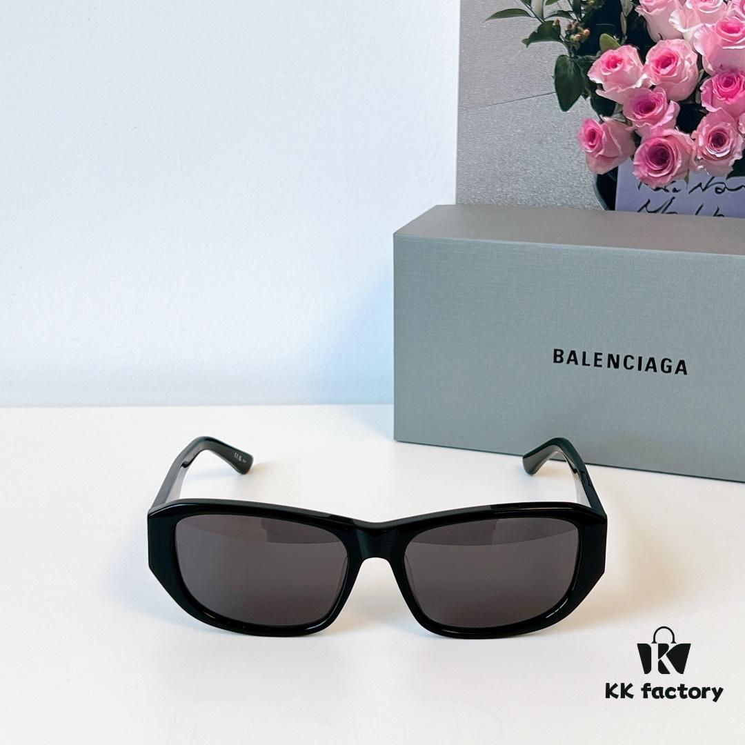 BALENCIAGA Sunglasses Model BB0365S Size 57-17-145