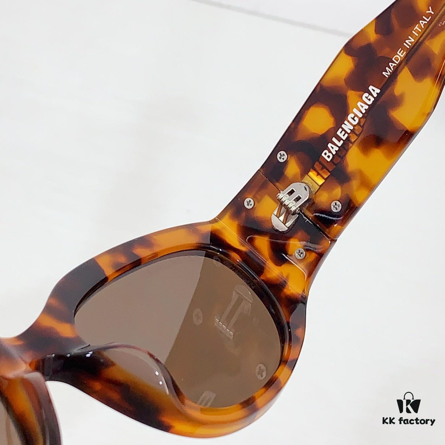 135 BALENCIAGA New Color Trendy Sunglasses for Stylish Looks 🕶️