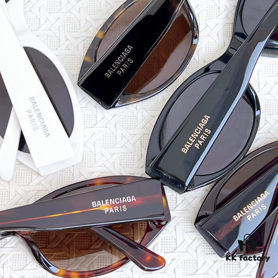 BALENCIAGA Sunglasses Model BB0369 Size 55□20-145