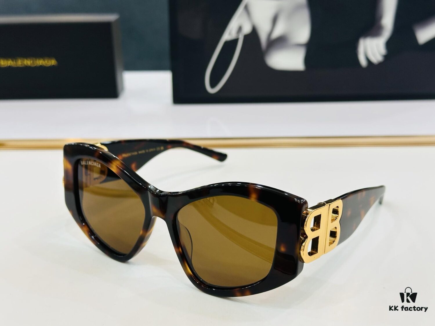 BALENCIAGA Balenciaga BB0287S Size: 55□17-130 Unique and Exceptional Design That Captivates at First Sight, Extremely Versatile Style D, Fashionable and Universal Match, Premium Quality Sunglasses