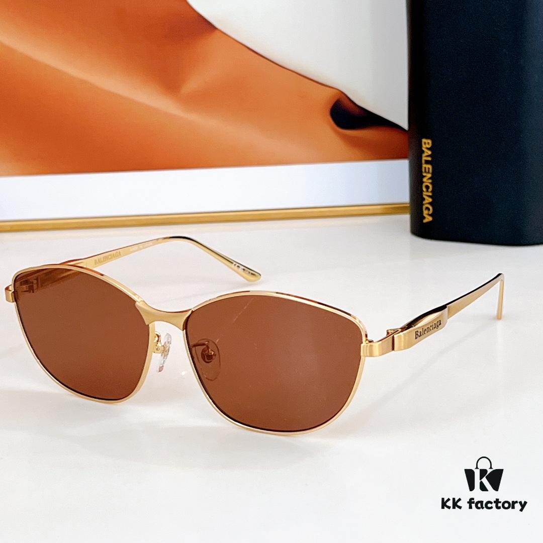 135 VALENCIAGA Sunglasses MOD: BB0358SK Size: 62□14-145