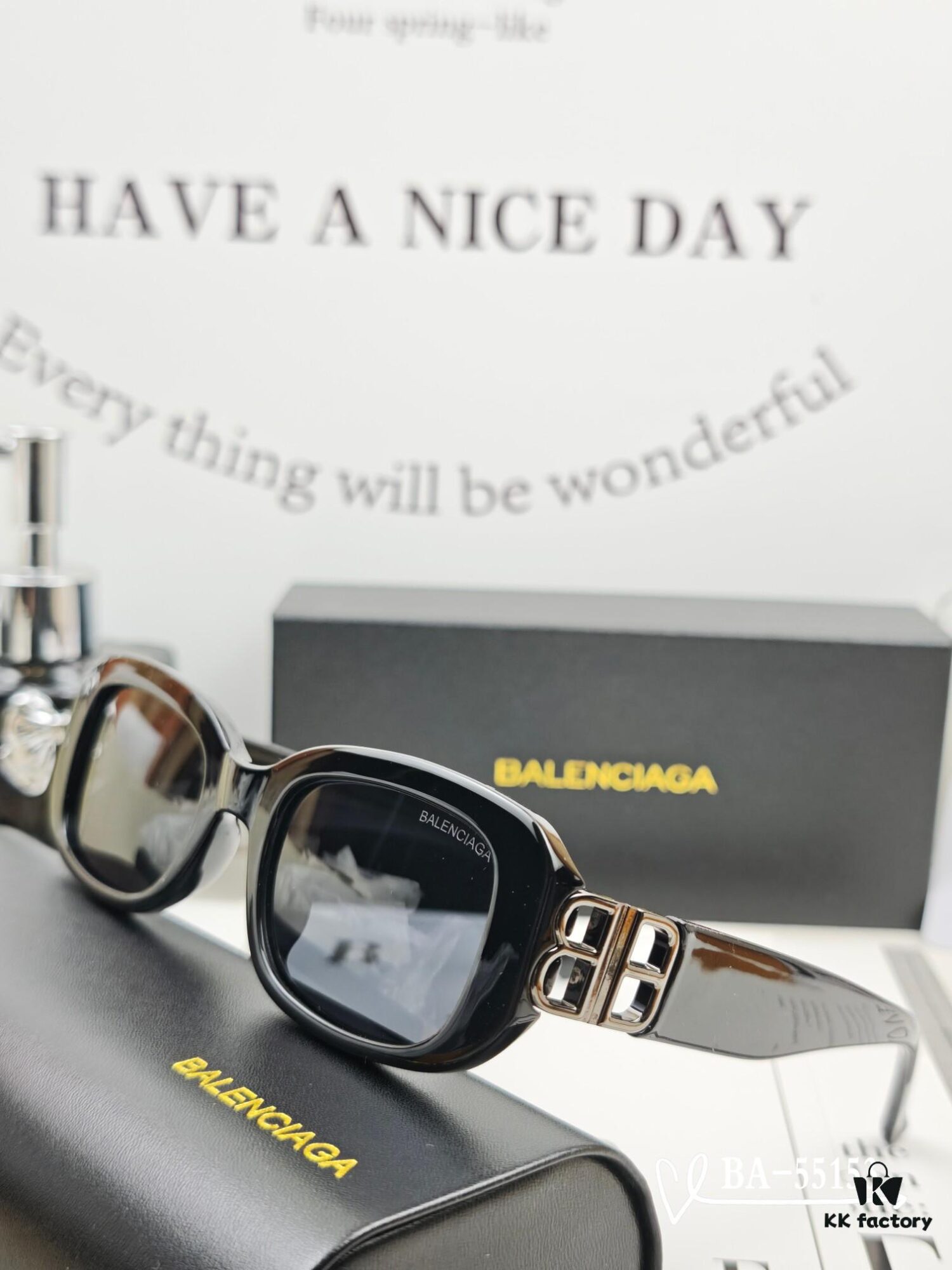 Balenciaga × Polaroid Resin Lens Sunglasses, Lightweight TR Frame, Size 65-13-145, Fashionable UV-Protective Sun Protection for Travel and Daily Wear