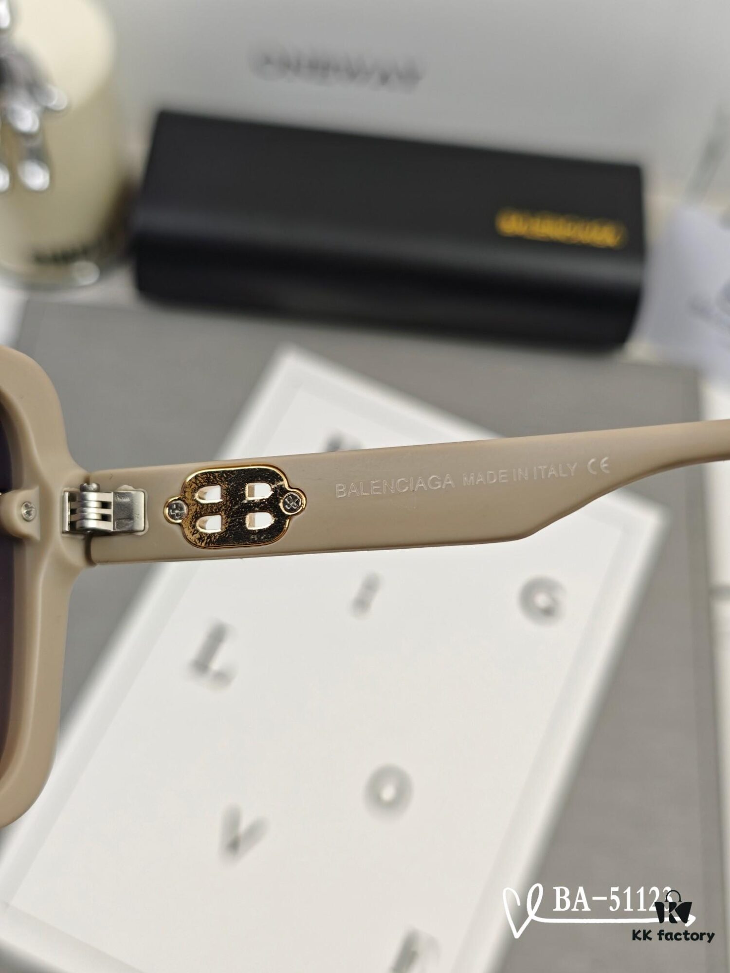 Balenciaga × Polaroid Resin Lens Sunglasses, Lightweight TR Frame, Fashionable UV Protection Sun Glasses for Driving and Travel
