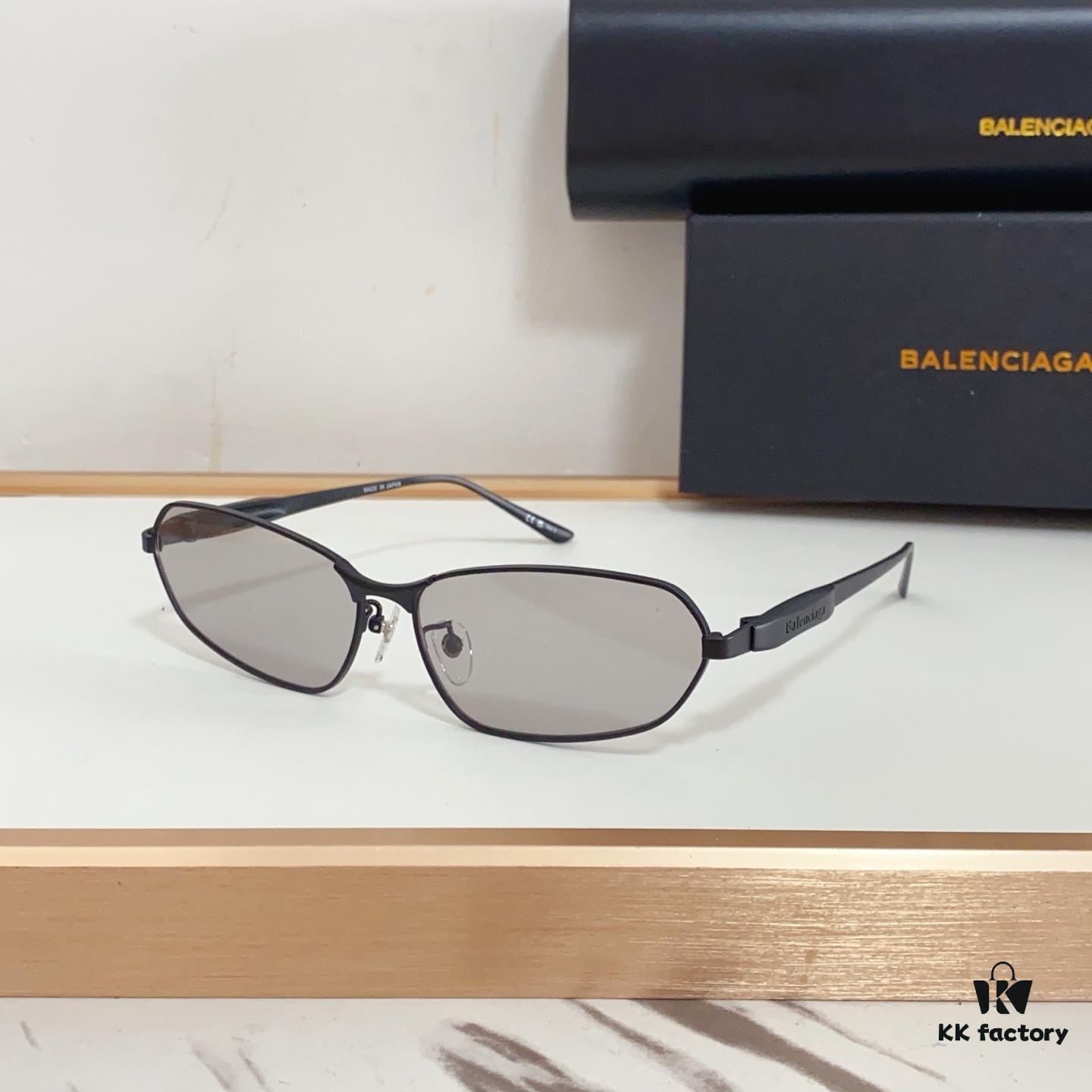 140 Balenciaga BB0355S Sculptural Metal-Temple Futuristic Oval Frame Sunglasses