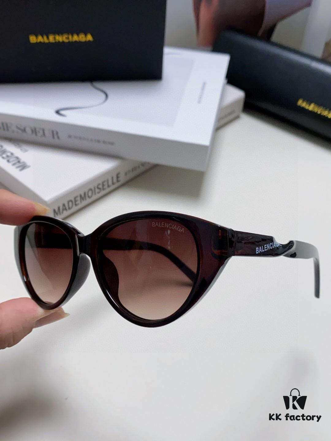 BALENCIAGA Balenciaga Latest Unique Frame Design Instantly Love at First Sight Minimalist Small Frame High-Quality Eyewear Sunglasses