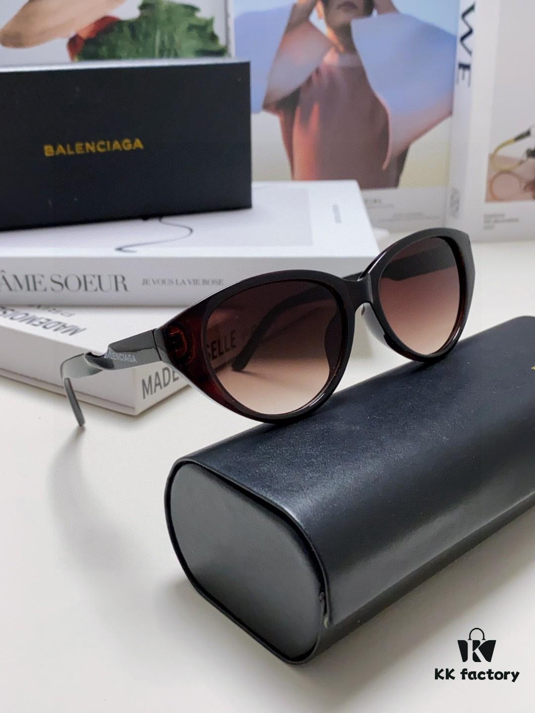 BALENCIAGA Balenciaga Latest Unique Frame Design Instantly Love at First Sight Minimalist Small Frame High-Quality Eyewear Sunglasses
