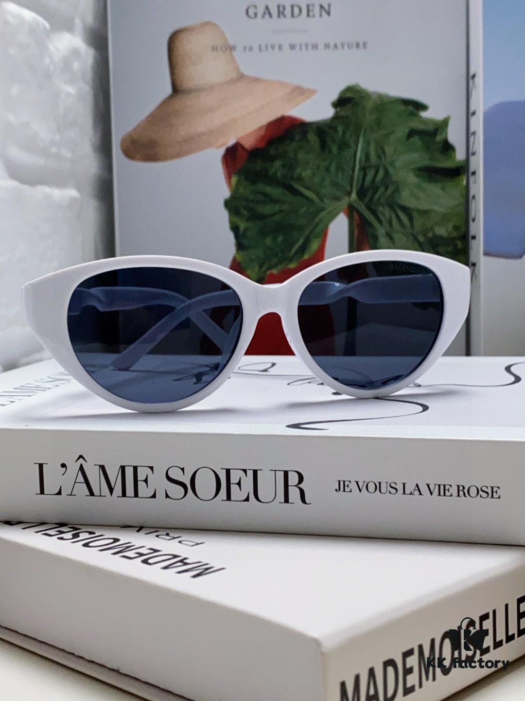 BALENCIAGA Balenciaga Latest Unique Frame Design Instantly Love at First Sight Minimalist Small Frame High-Quality Eyewear Sunglasses