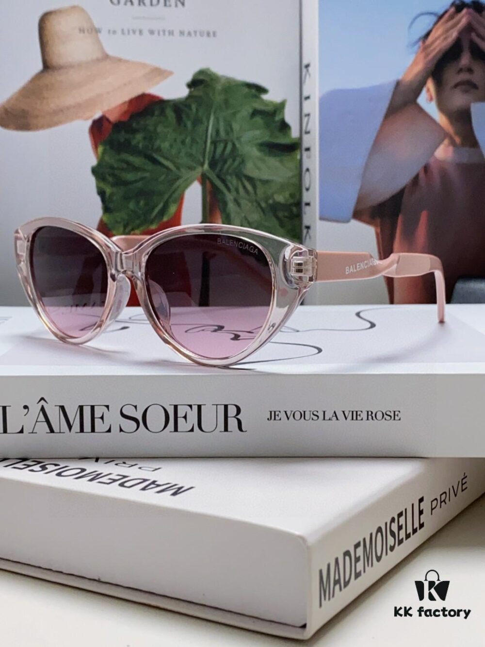 BALENCIAGA Balenciaga Latest Unique Frame Design Instantly Loved Minimalist Small Frame High-Quality Eyewear Sunglasses