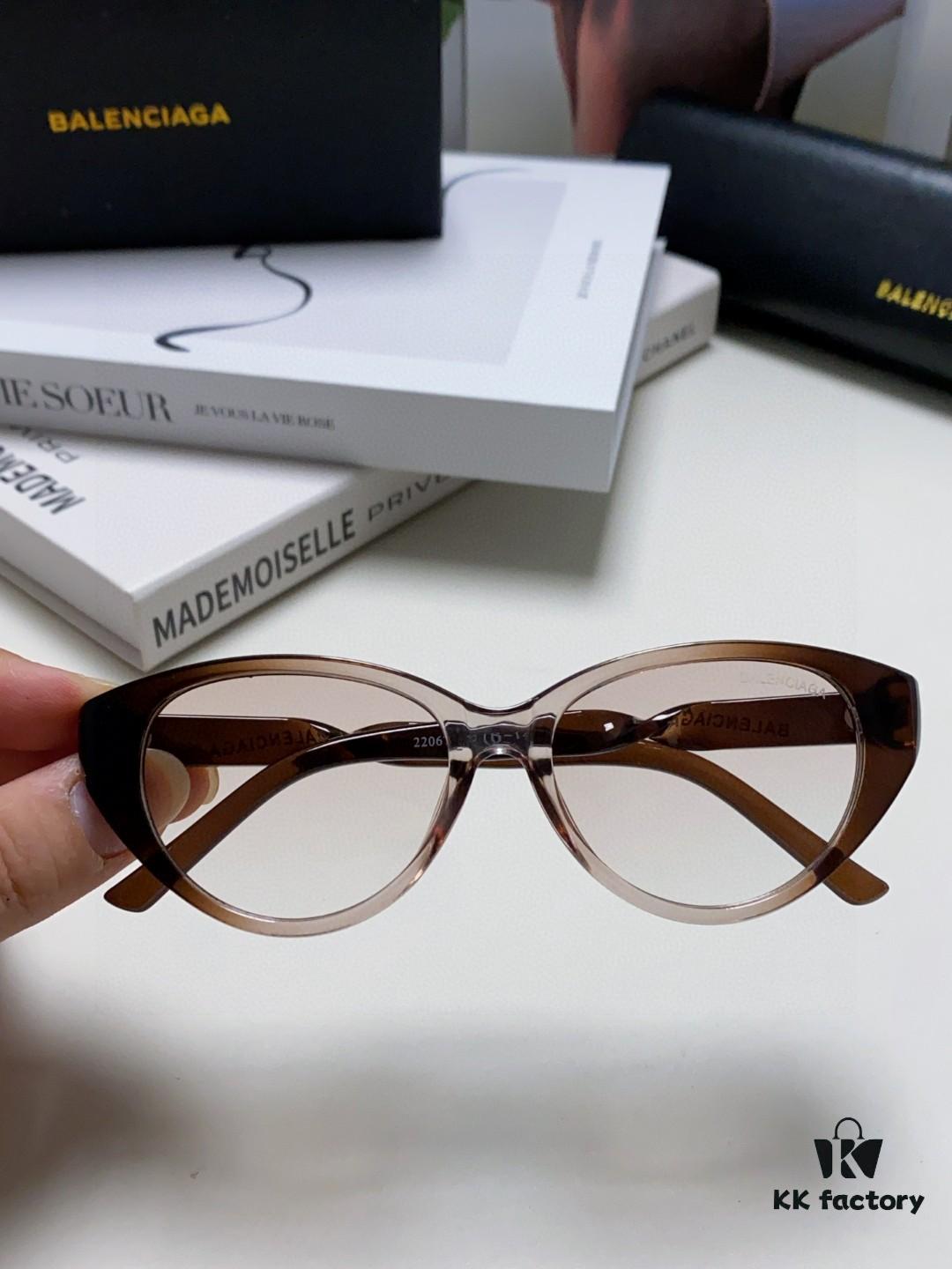 BALENCIAGA Balenciaga Latest Unique Frame Design Instantly Eye-Catching Minimalist Small Frame High-Quality Eyewear Sunglasses