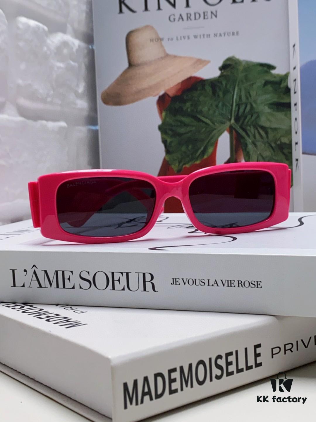 Balenciaga 2025 Spring/Summer New Arrival Futuristic Sunglasses, Sporty and Minimalist Unisex Fashion