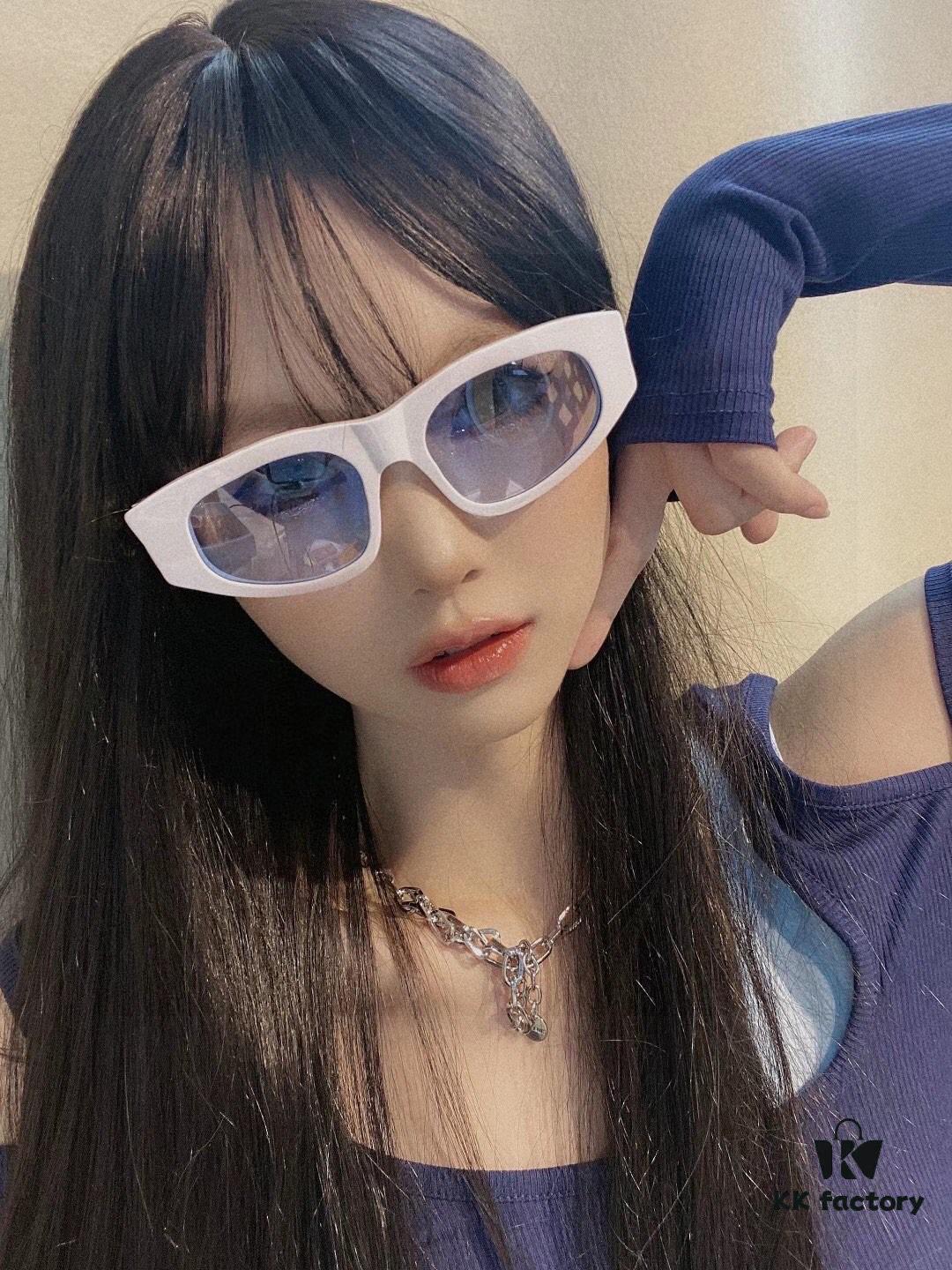 Balenciaga Black Sunglasses Double B Streetwear Style Women's Summer Sun Glasses Ins 2025 New Hip-Hop Retro Fashion High-End UV Protection Sunglasses